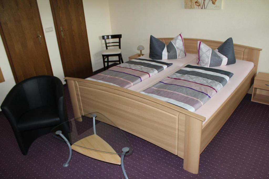 Motel Zur Festwiese Gierstadt ภายนอก รูปภาพ