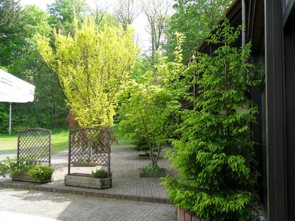 Motel Zur Festwiese Gierstadt ภายนอก รูปภาพ