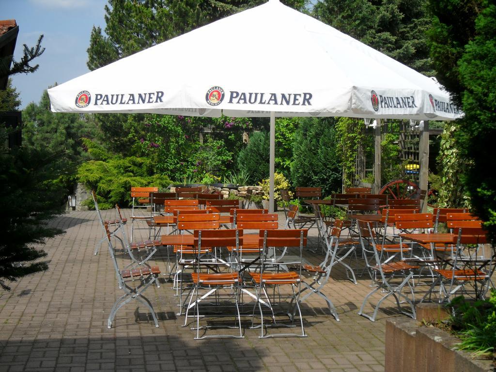 Motel Zur Festwiese Gierstadt ภายนอก รูปภาพ