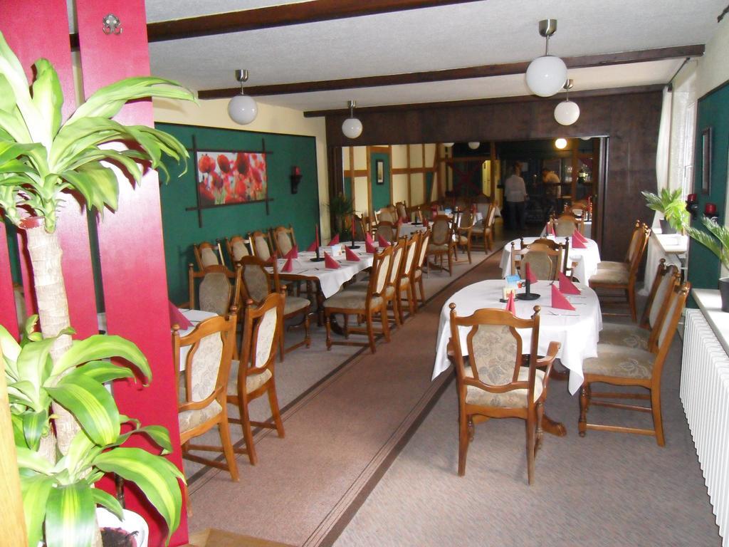 Motel Zur Festwiese Gierstadt ภายนอก รูปภาพ